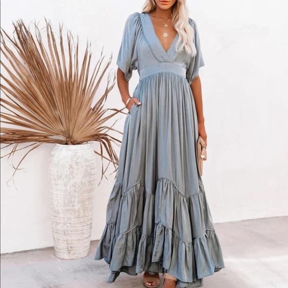 ISO ISO ISO! Vici Seafoam Season Tiered Maxi Dress - Picture 1 of 1